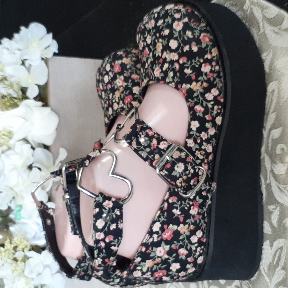 DEMONIA PLATFORM SPRITE-02 FLORAL